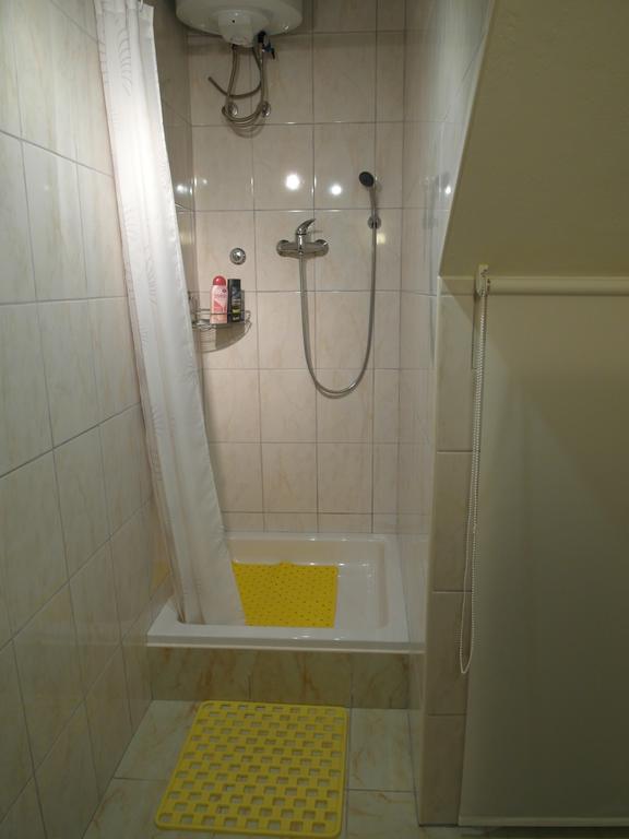 Apartment Antonio 希贝尼克 外观 照片