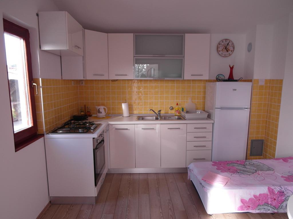 Apartment Antonio 希贝尼克 外观 照片